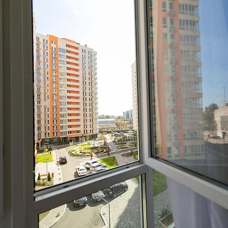 Petrovdom 78-170 Smart Comfort In Rc Nivki Park Kiev Eksteriør bilde